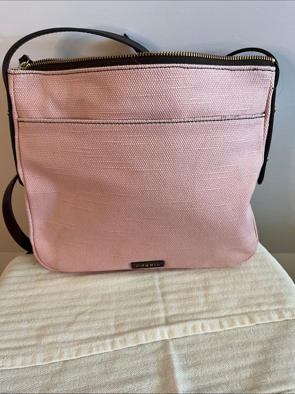 Fossil Devon crossbody with brown leather trim. NWT